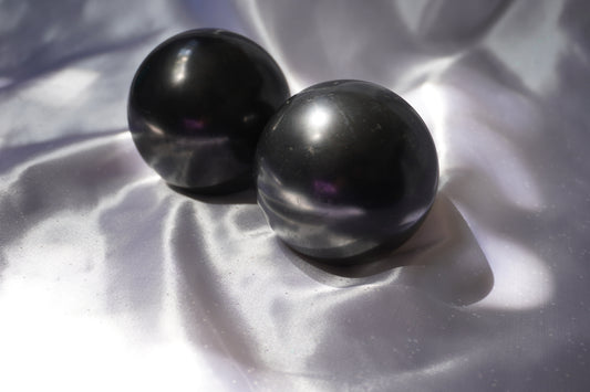 Shungite Spheres for EFM Protection