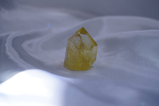 Unlock Creativity and Prosperity with Smoky Citrine Crystal