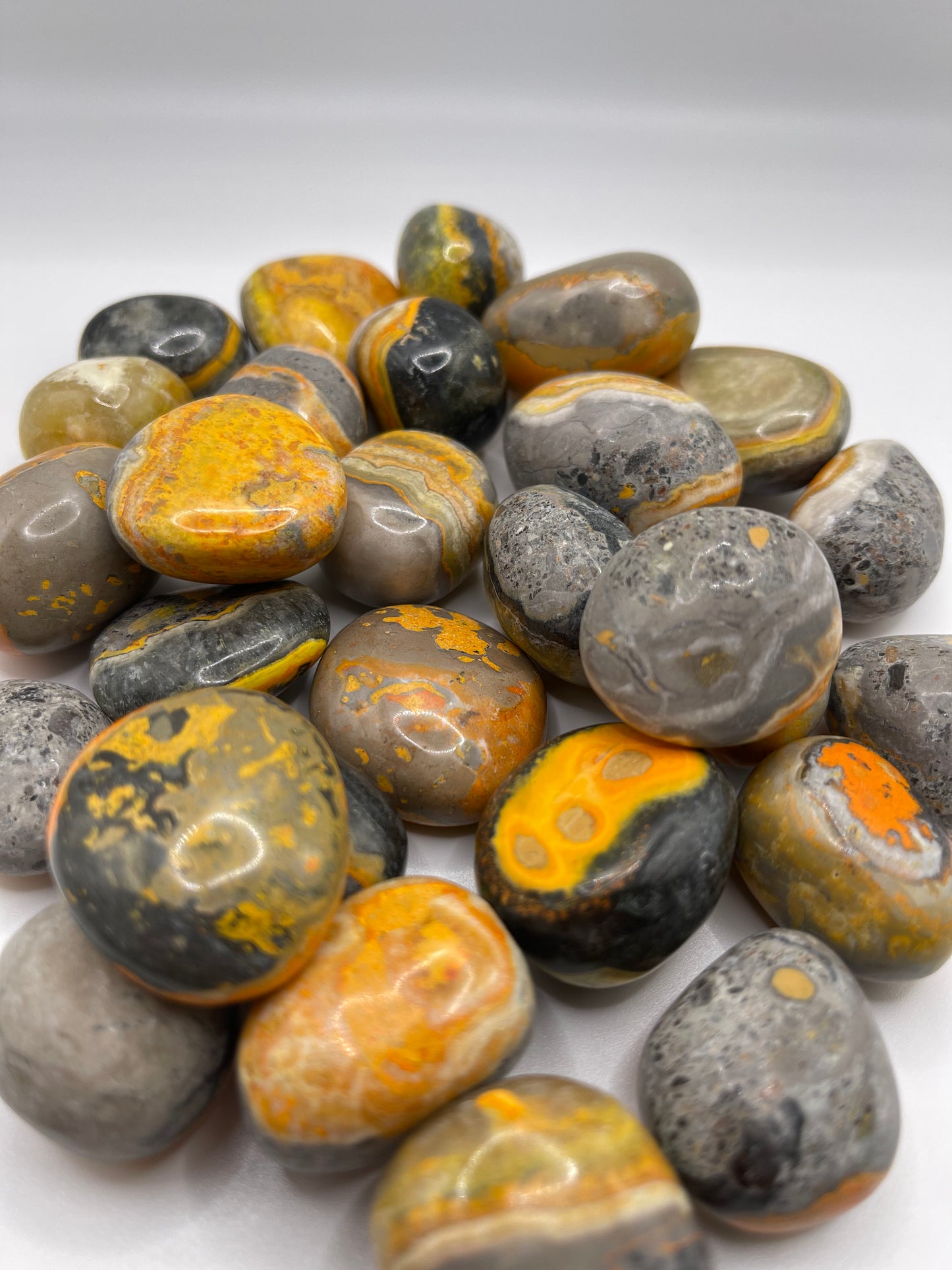 Bumblebee Jasper: Ignite Creativity and Confidence