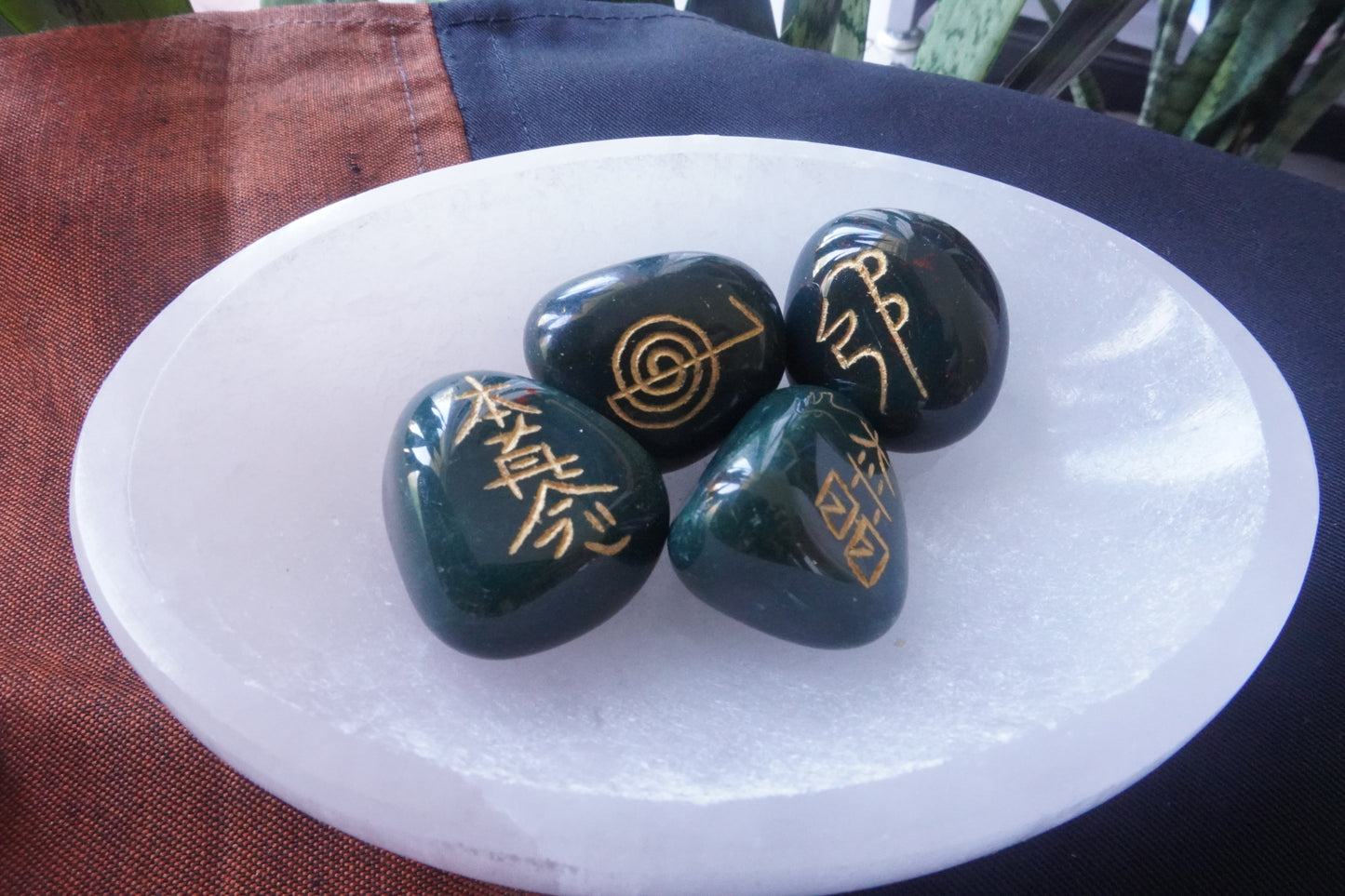 Reiki Set - Bloodstone: Healing and Vitality (4 pieces included)